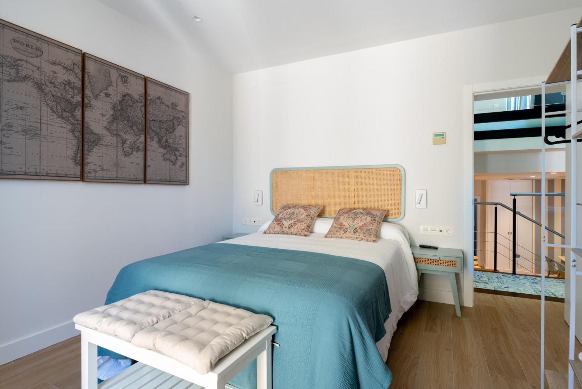 Santa Barbara Central Suites, Sevilla Extérieur photo