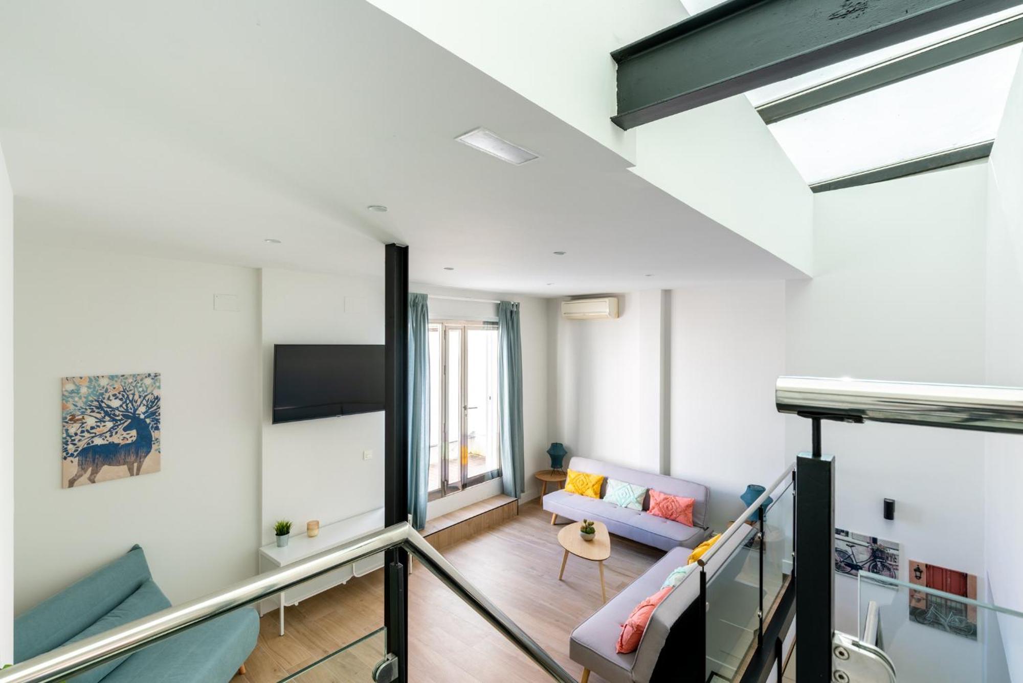 Santa Barbara Central Suites, Sevilla Extérieur photo